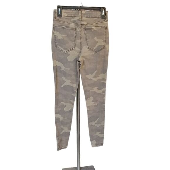616642...SO High Rise Camo Jeggings Size 5/27w - Picture 4 of 5